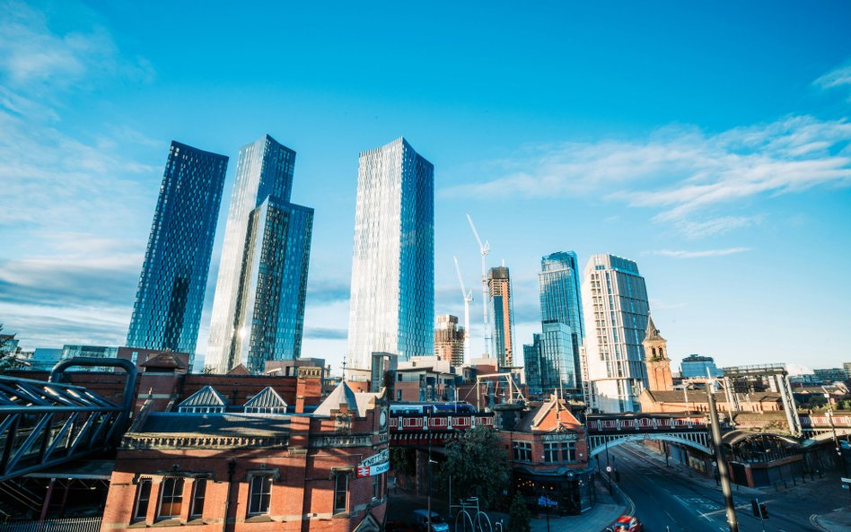 Manchester przyciąga młodych i wykształconych Brytyjczyków, to skłania deweloperów do budowy wieżowc