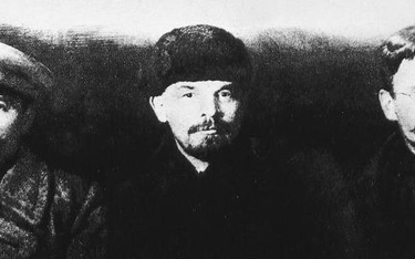 Józef Stalin, Włodzimierz Lenin i Lew Trocki