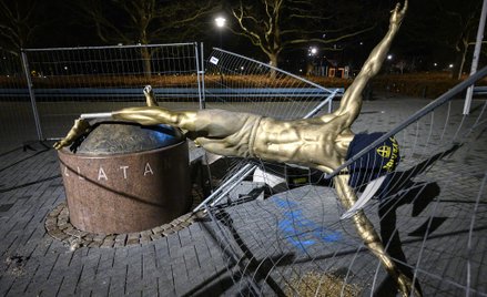 Szwecja: Ponownie zniszczono pomnik Ibrahimovicia