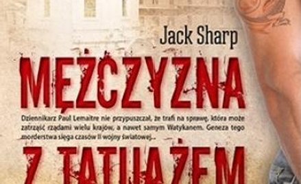 Mężczyzna z tatuażem autorstwa Jacka Sharpa