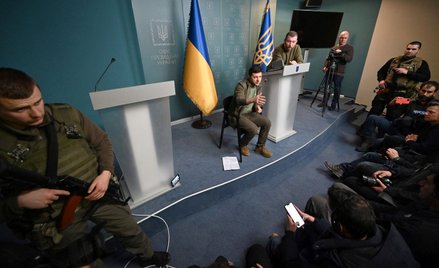 Wołodymyr Zełenski zaapelował podczas konferencji 3 marca o zwiększenie pomocy wojskowej
