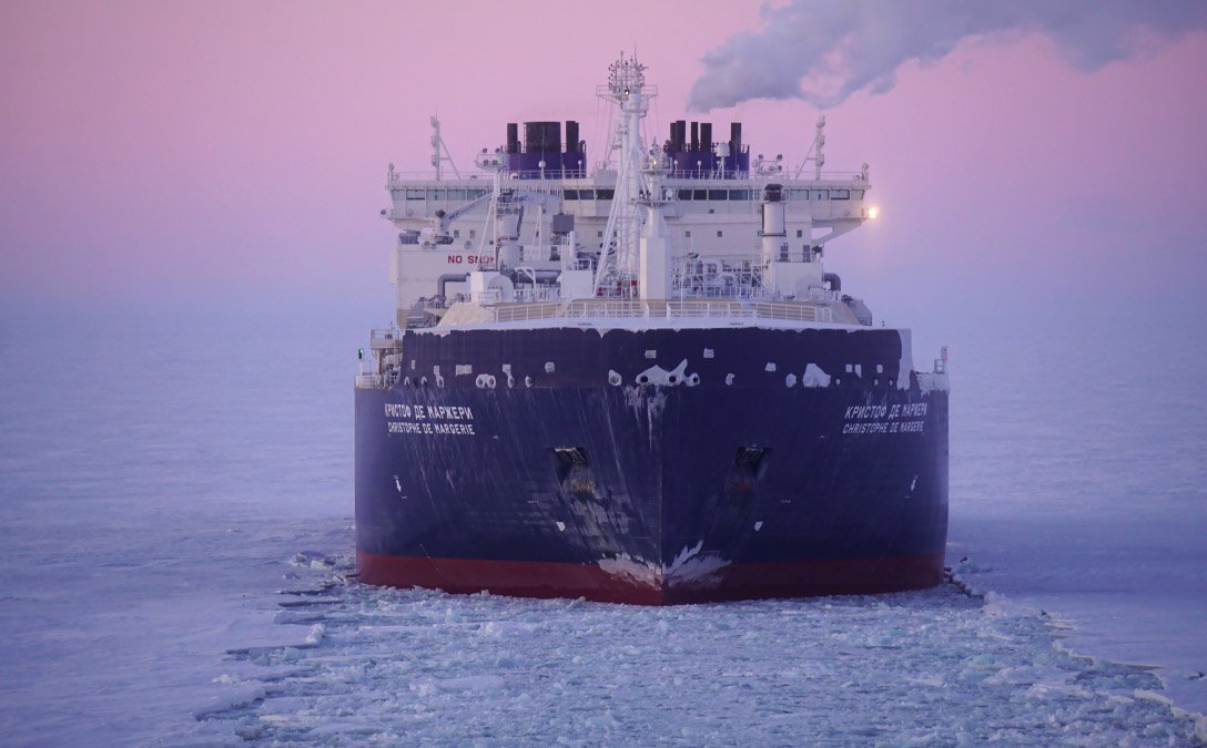 Pogoda dołączyła do sankcji na Rosję. Gruby lód zatrzymuje transport LNG