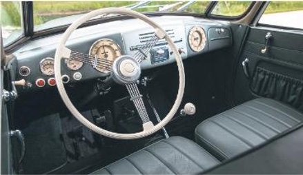 Wóz przeszedł drobiazgową renowację w dalekiej Australii. To konstrukcja jeszcze przedwojenna. T87 b