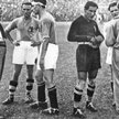 Reprezentacja Włoch podczas finałowego meczu z Czechosłowacją. Trener Vittorio Pozzo był przesądny i