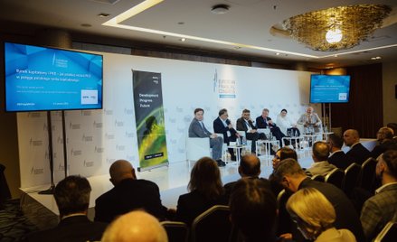 Uczestnicy debaty „Rynek kapitałowy i PKB – jak przekuć wzrost PKB w potęgę polskiego rynku kapitało