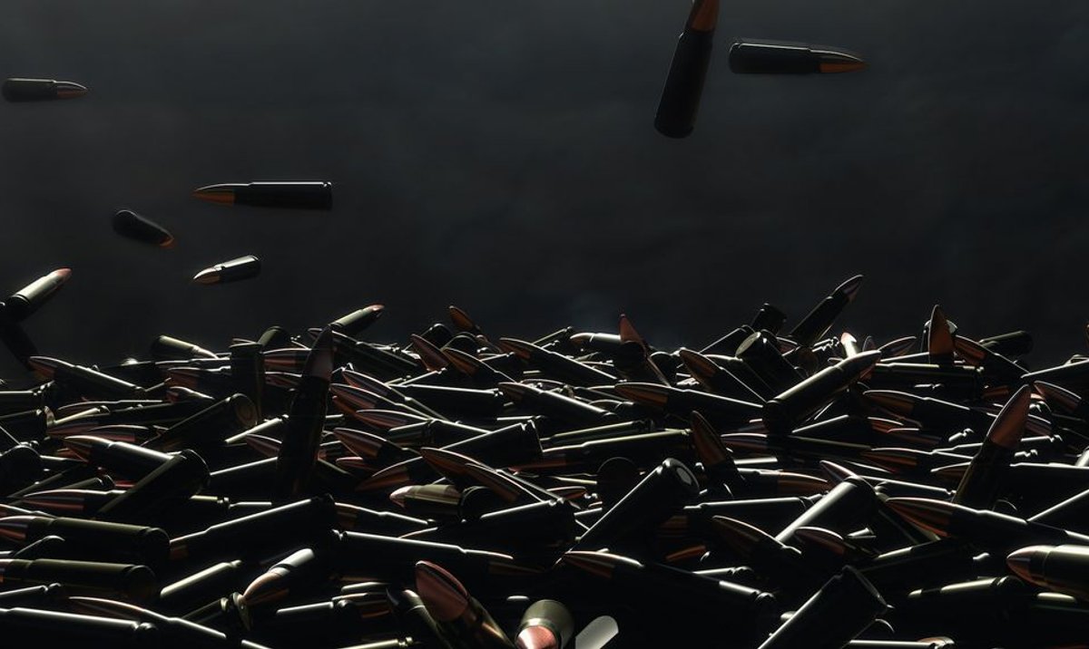 Bullets fall. Разбросанные пули. Патроны россыпью. Патроны россыпью. Много летящих пуль.