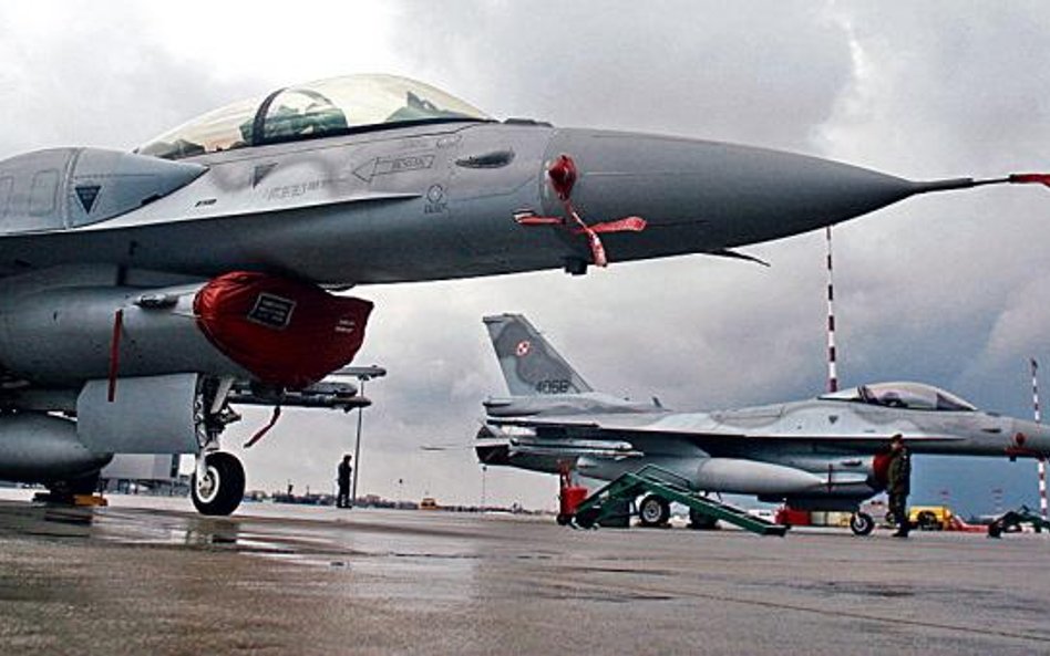 F-16