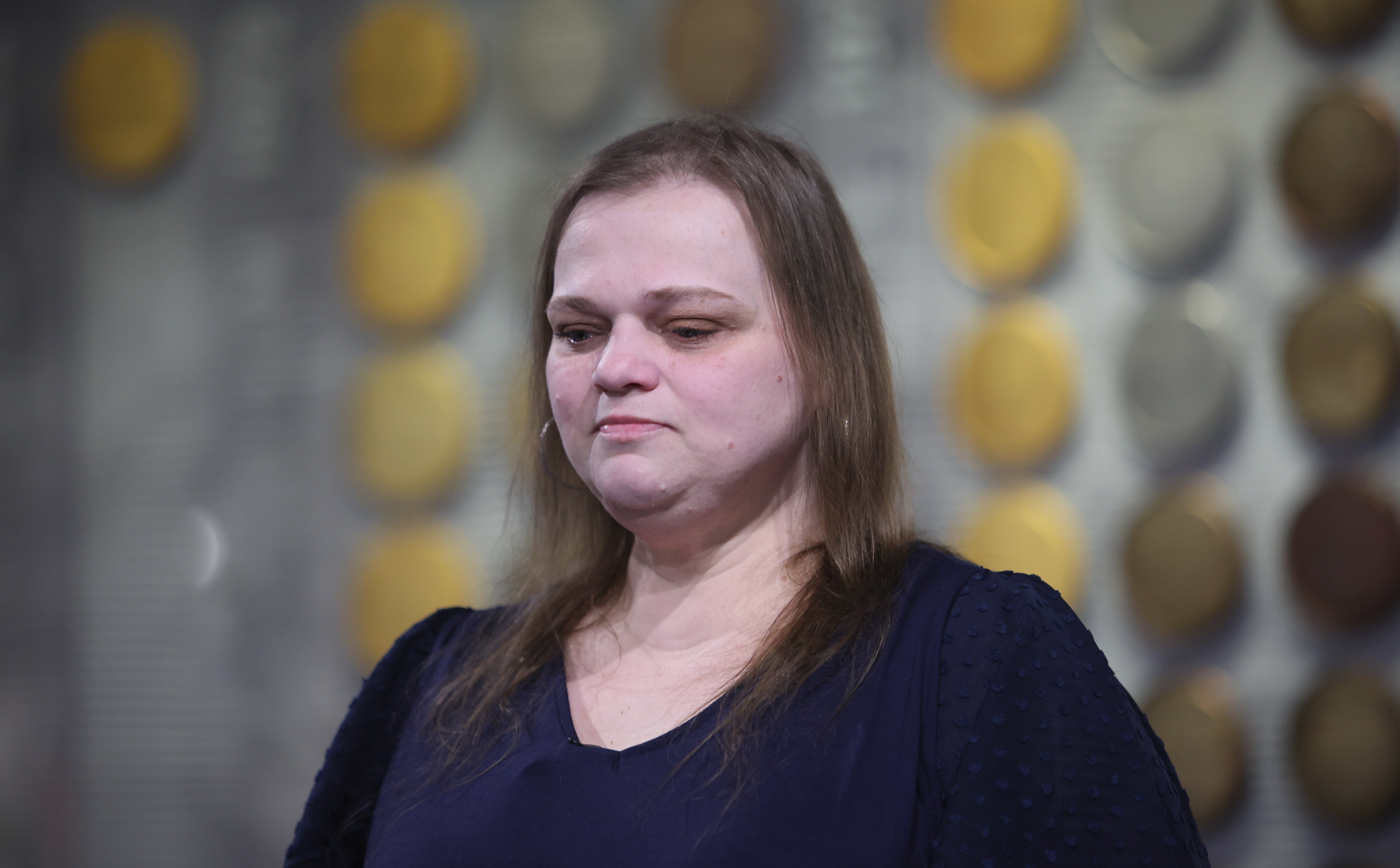 Ciężar życia i okruchy szczęścia. Recenzja biografii Agaty Wróbel