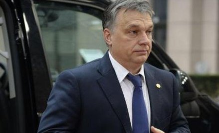 Viktor Orbán musi zdecydować, czy iść na wschód czy na zachód