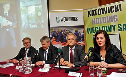 Janusz Steinhoff (drugi z prawej), były wicepremier i minister gospodarki w rządzie Jerzego Buzka, d