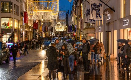 Tegoroczna edycja raportu Lyst Gift Index bazuje na tym, czego szuka i co kupuje 160 milionów intern