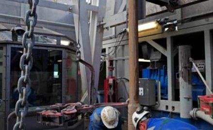 Fundacja Czysta Energia zajmuje się niemal wyłącznie gazem łupkowym. Stara się opóźniać inwestycje w