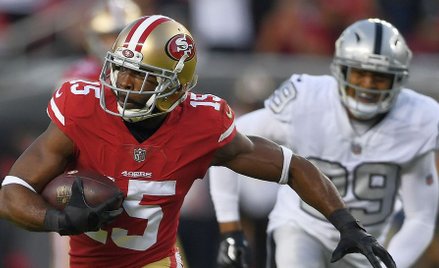 49ers wygrali z Oakland Raiders 34-3, ale wynik zszedł na dalszy plan