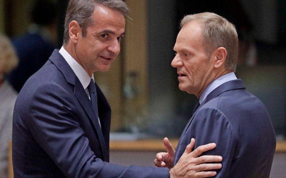 Kiriakos Mitsotakis i Donald Tusk negocjują unijne stanowiska