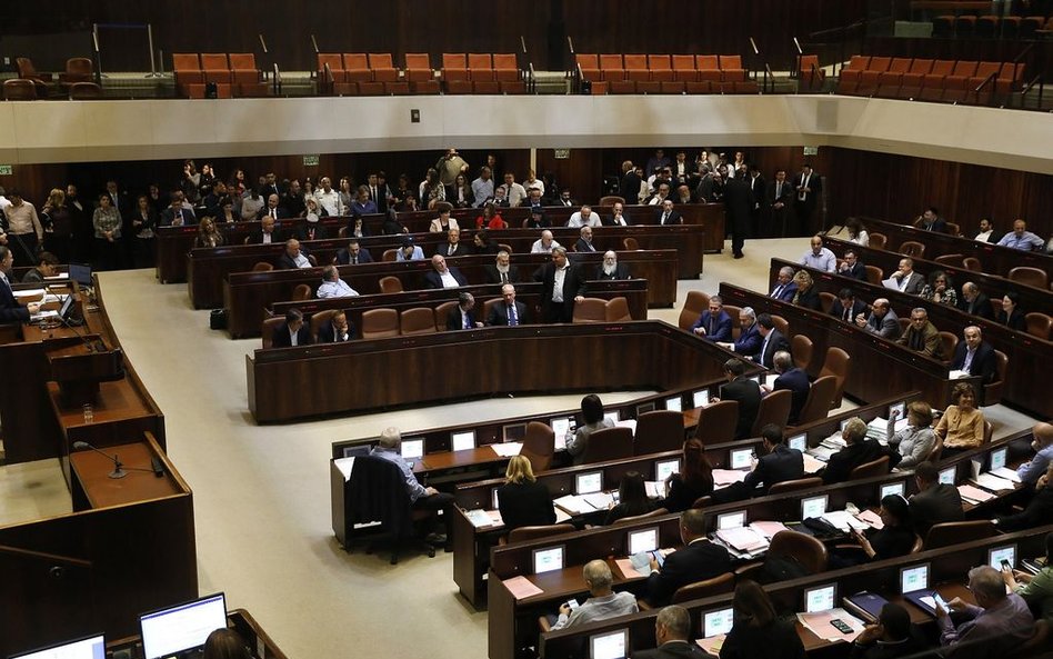 Izrael: Parlament zagłosował za samorozwiązaniem