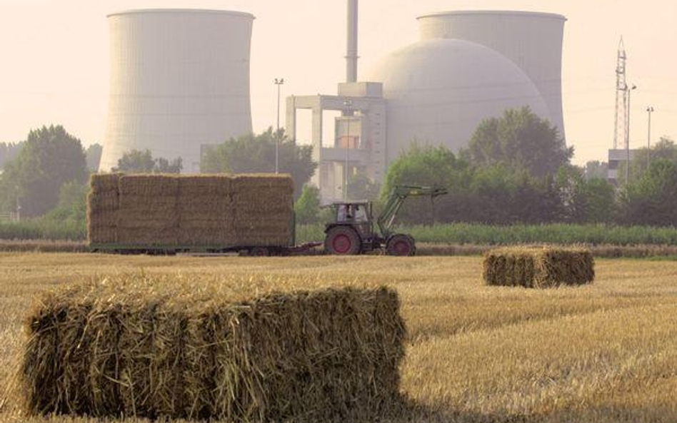 Dłuższe konsultacje w sprawie atomu