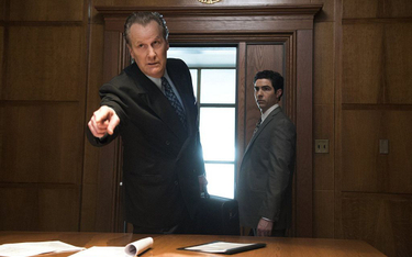 Jeff Daniels (John O'Neill) i Tahar Rahim (Ali Soufan) jako agenci FBI z serialowej adaptacji