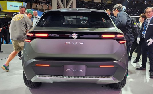 Suzuki eVX