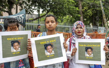 Bangladesz: Śmierć za spalenie żywcem 19-latki