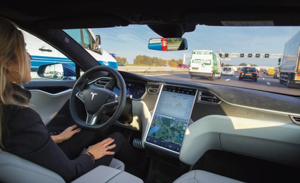Tesla od dłuższego czasu testuje autonomiczną wersję modelu S. W Europie teslę z autopilotem można s
