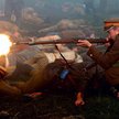 Najbardziej dramatyczne sceny filmowe oddają też dramatyzm dziejowy, kiedy w bitwie warszawskiej nap