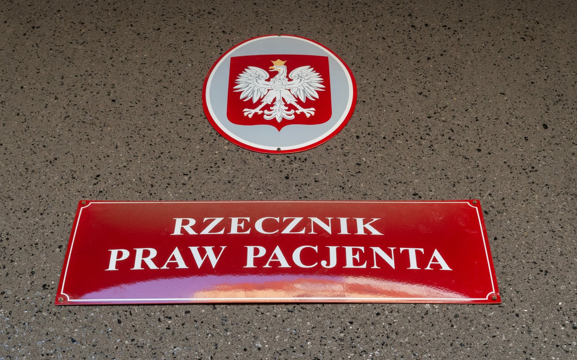 Odmowa leczenia przez wniosek o świadczenie kompensacyjne. „Takie działanie jest niedopuszczalne”