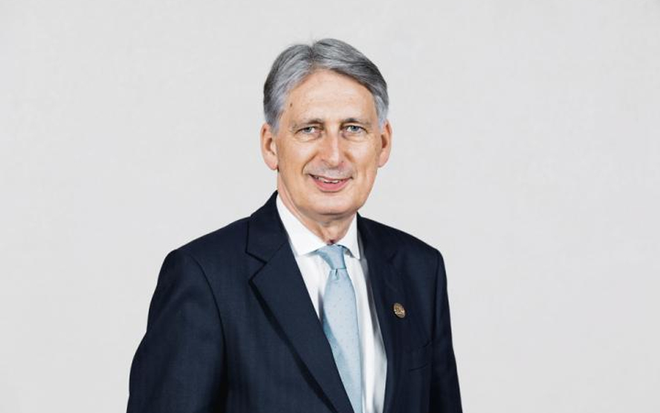 Kanclerz skarbu Philip Hammond przekonuje biznes, że brexit da się opóźnić. Wygląda na to, że rynek 