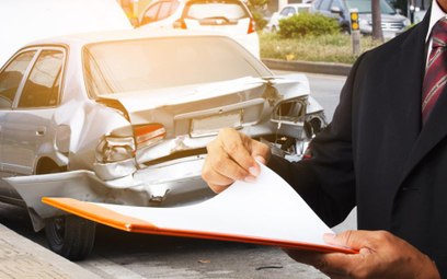 Ubezpieczenia OC, AC, NNW: obowiązki i zapobiegliwość właścicieli aut