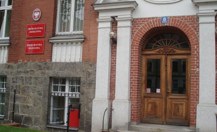 Śledztwo prokuratury w sprawie próby samobójstwa w sądzie