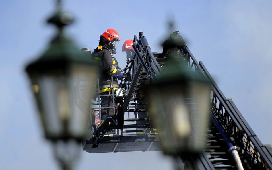 Pożar dachu kościoła w Gdańsku. W akcji 28 zastępów straży