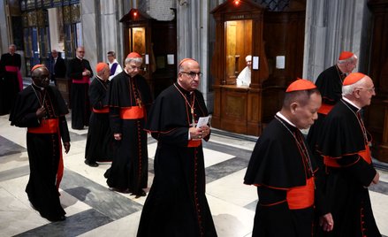 Papieża wybierze ok. 135 kardynałów Kościoła katolickiego