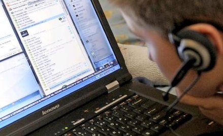 Jeżeli odrębne ustawy np. prawo telekomunikacyjne, przewidują dalej idącą ochronę danych niż ustawa 