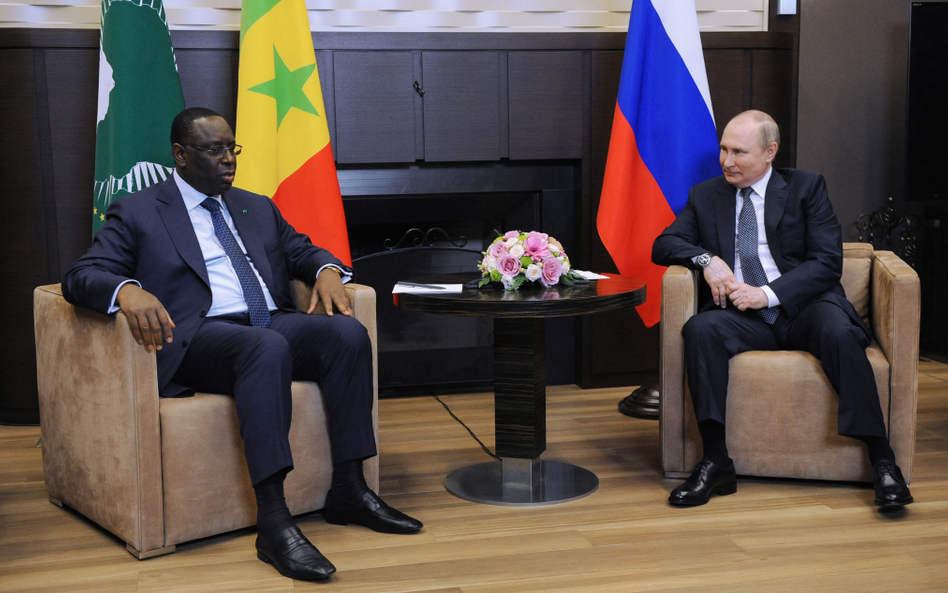 Władimir Putin i prezydent Senegalu Macky Sall