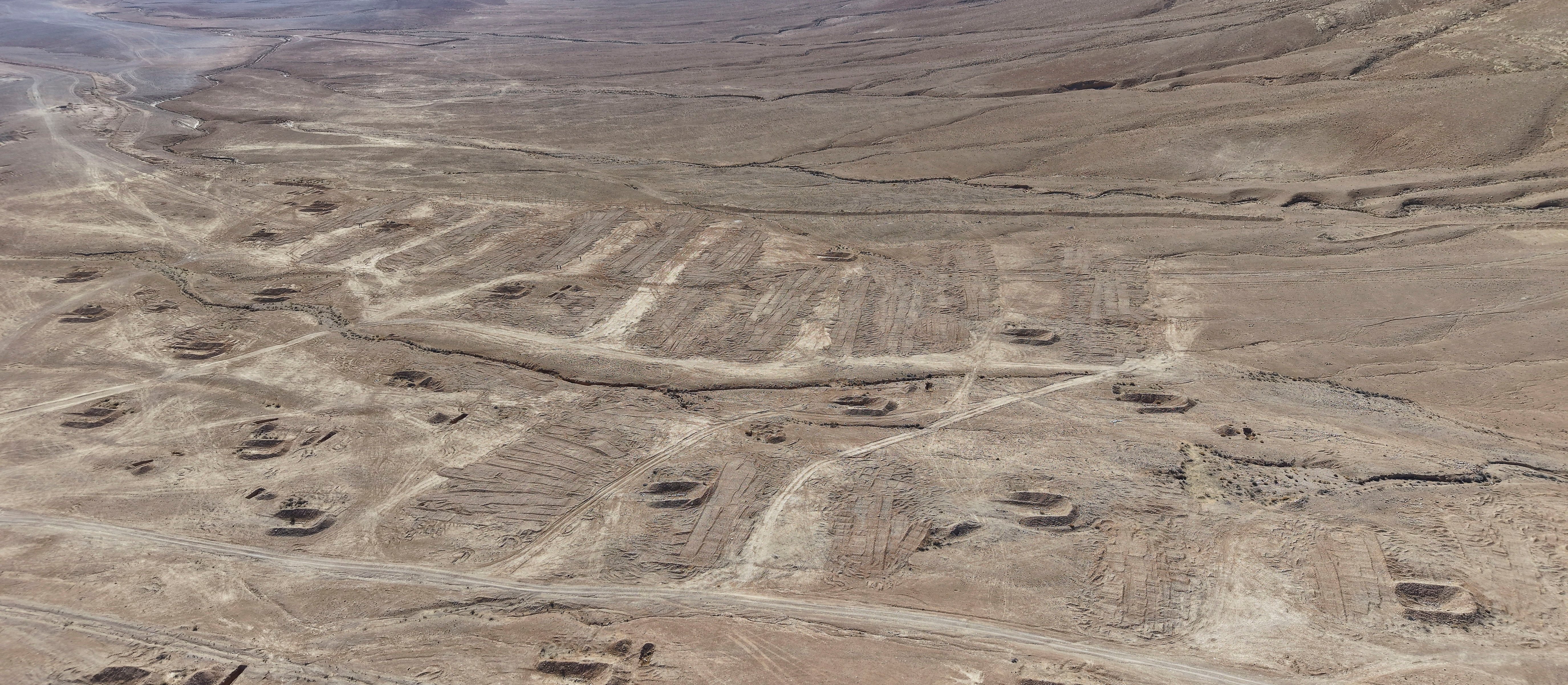 Zbrodnia reżimu Asada. Potajemnie przeniesiono masowy grób, by ukryć ciała ofiar wojny w Syrii