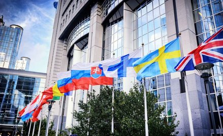 PE przeznaczy 500 mln euro na naukę uchodźców w Turcji