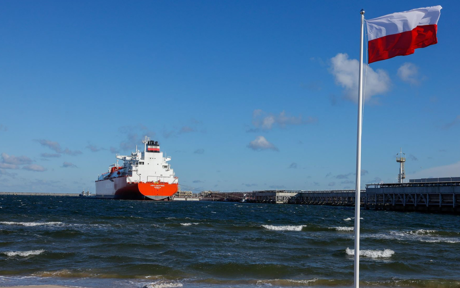 W marcu tego roku nastąpiła pierwsza dostawa skroplonego gazu ziemnego do terminalu LNG w Świnoujści