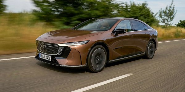 Nowa szóstka z resetem. Mazda zaczyna nową grę