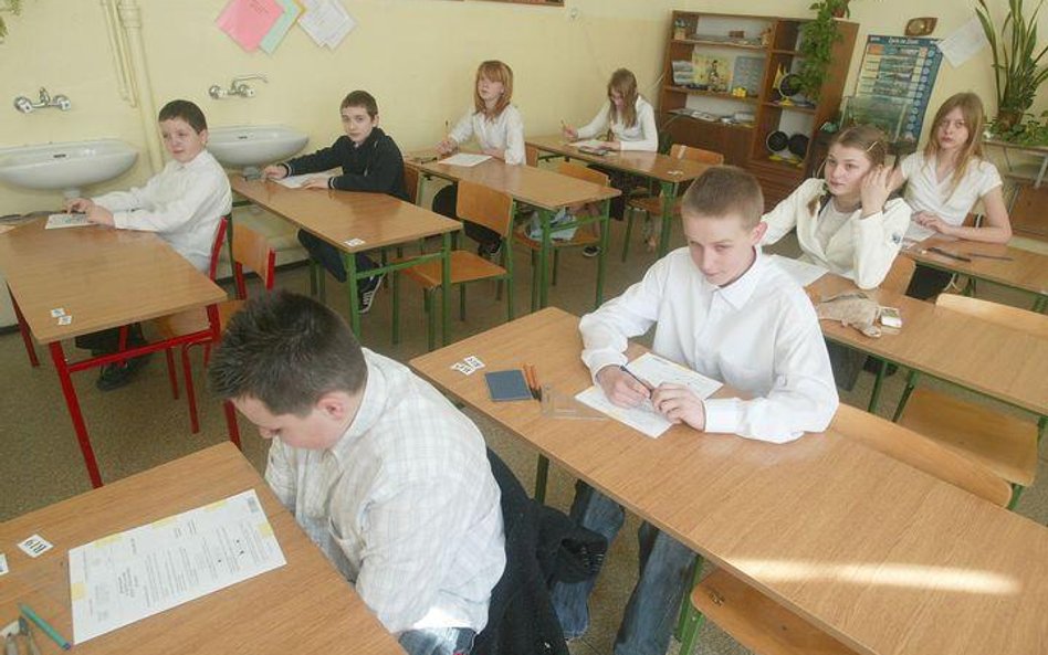 Egzamin szóstoklasistów w Szkole Podstawowej nr 101 w Warszawie