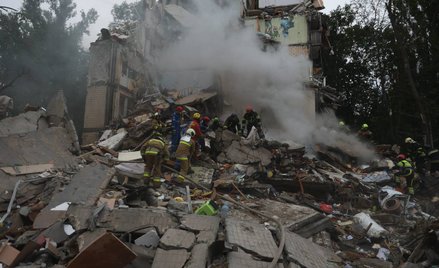 W nocnym ataku powietrznym na Kijów ucierpiały cztery dzielnice miasta