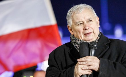 Raport: Polska najszybciej w Europie zmierza do autorytaryzmu