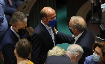 Sondaż: Polacy nie wierzą we wspólną listę opozycji
