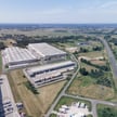 Największy najemca magazynów powiększy przewagę nad innymi branżami