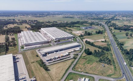 Największy najemca magazynów powiększy przewagę nad innymi branżami