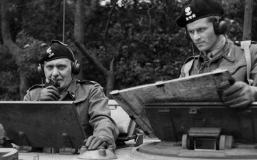 Gen. Stanisław Maczek i rotmistrz T. Wysocki, lipiec 1944