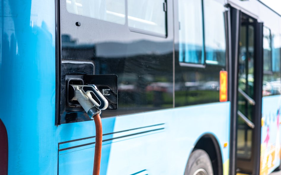 Pojawi się więcej elektrycznych autobusów