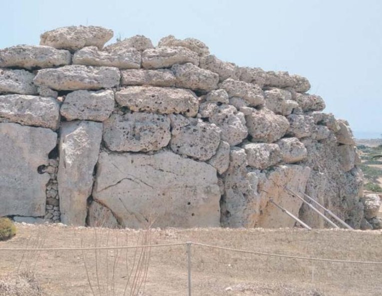 Ruiny Ggantija na wyspie Gozo są oficjalnie starsze niż piramidy egipskie. Archeologowie wciąż nie w