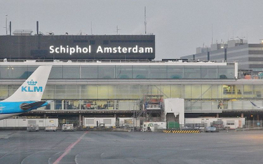 Policja na lotnisku Schiphol. Pilot przez pomyłkę zgłosił porwanie