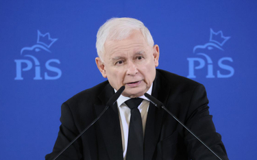 Prezes PiS Jarosław Kaczyński podczas spotkania z mieszkańcami Sochaczewa