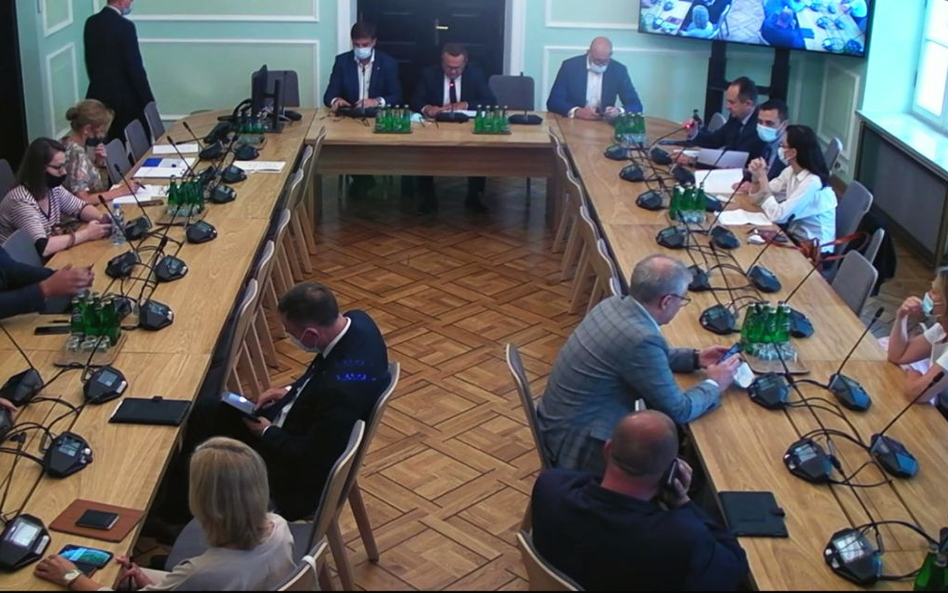 Ministerstwo rozwoju: Będzie zmiana zaliczek w biurach podróży