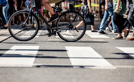 "Sugerowane" przejścia dla pieszych. Nikt nie słyszał o nowym rozwiązaniu ministerstwa